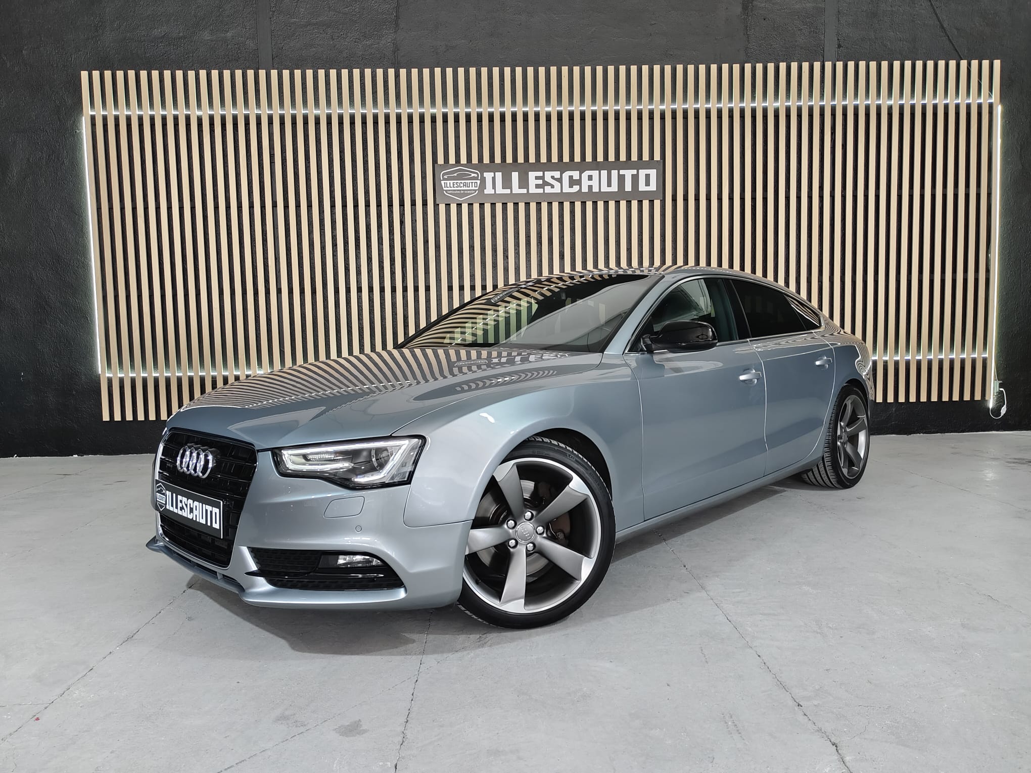 Audi A5 Sportback gris plata