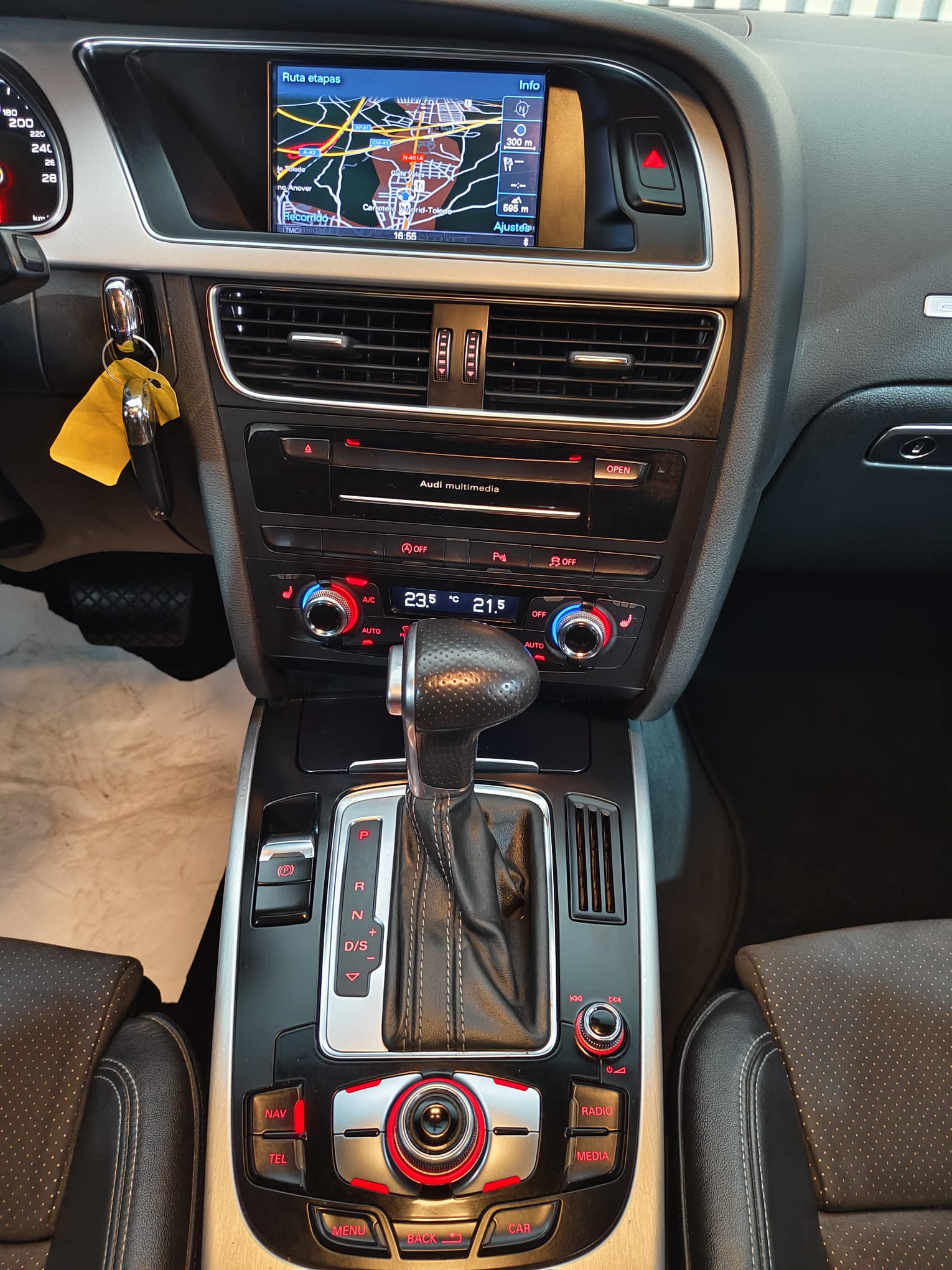 Consola Audi A5 Sportback gris plata