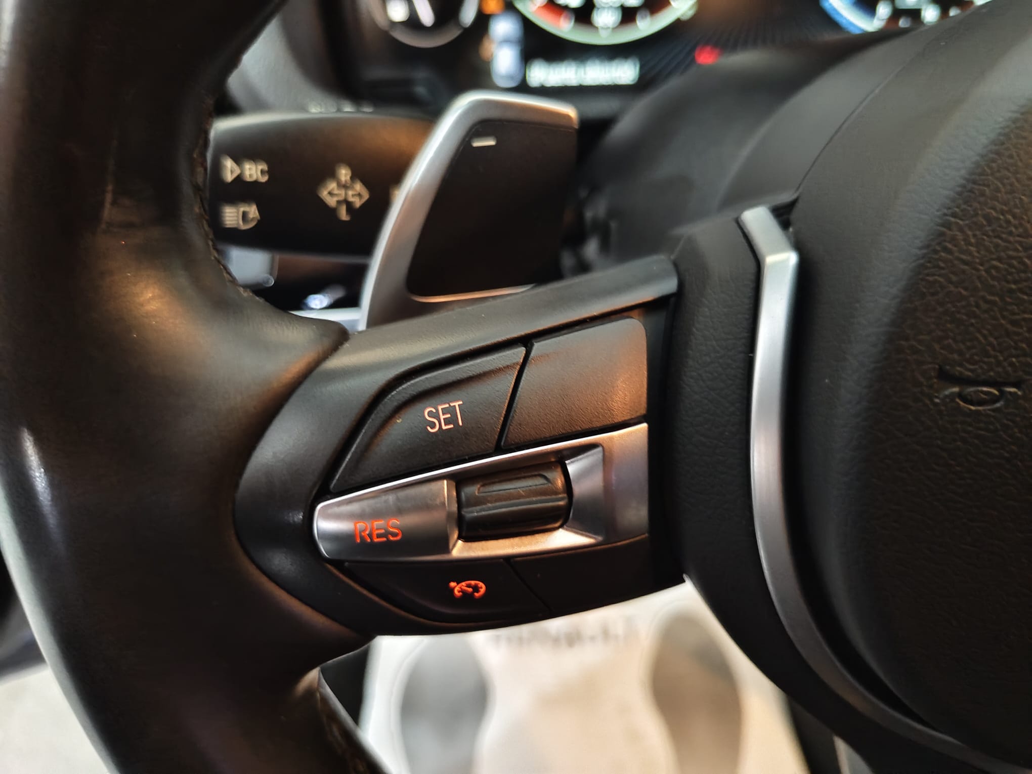 Volante Interior BMW X4 xDrive Negro de Illescauto