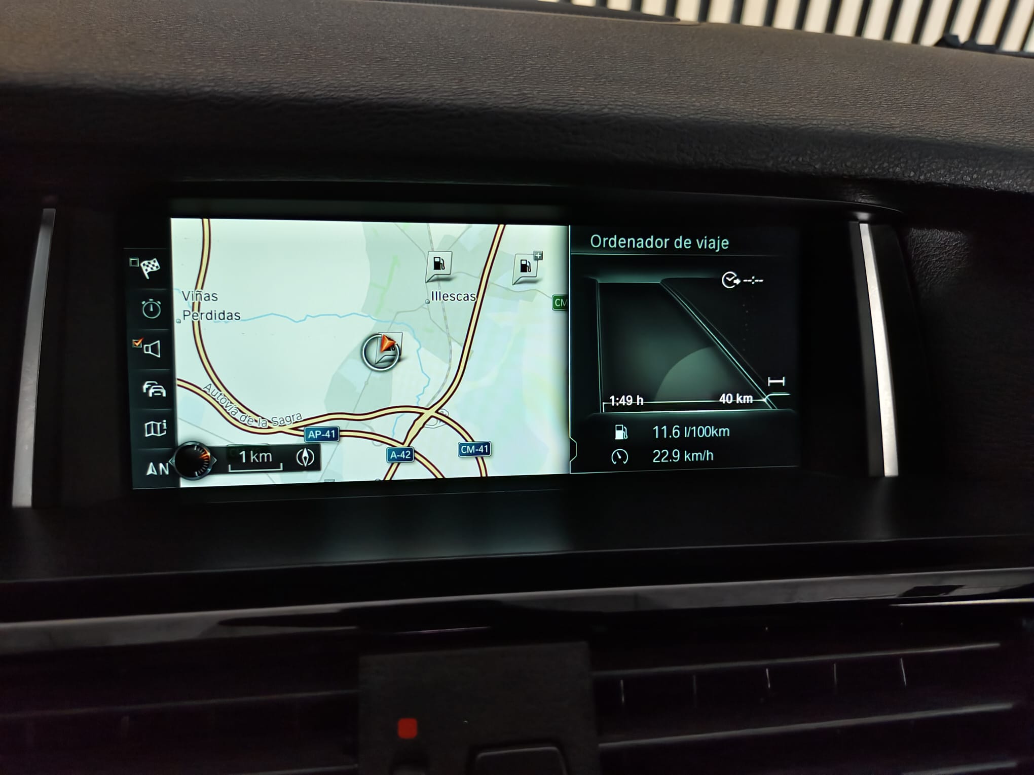 Interior BMW X4 xDrive Negro de Illescauto