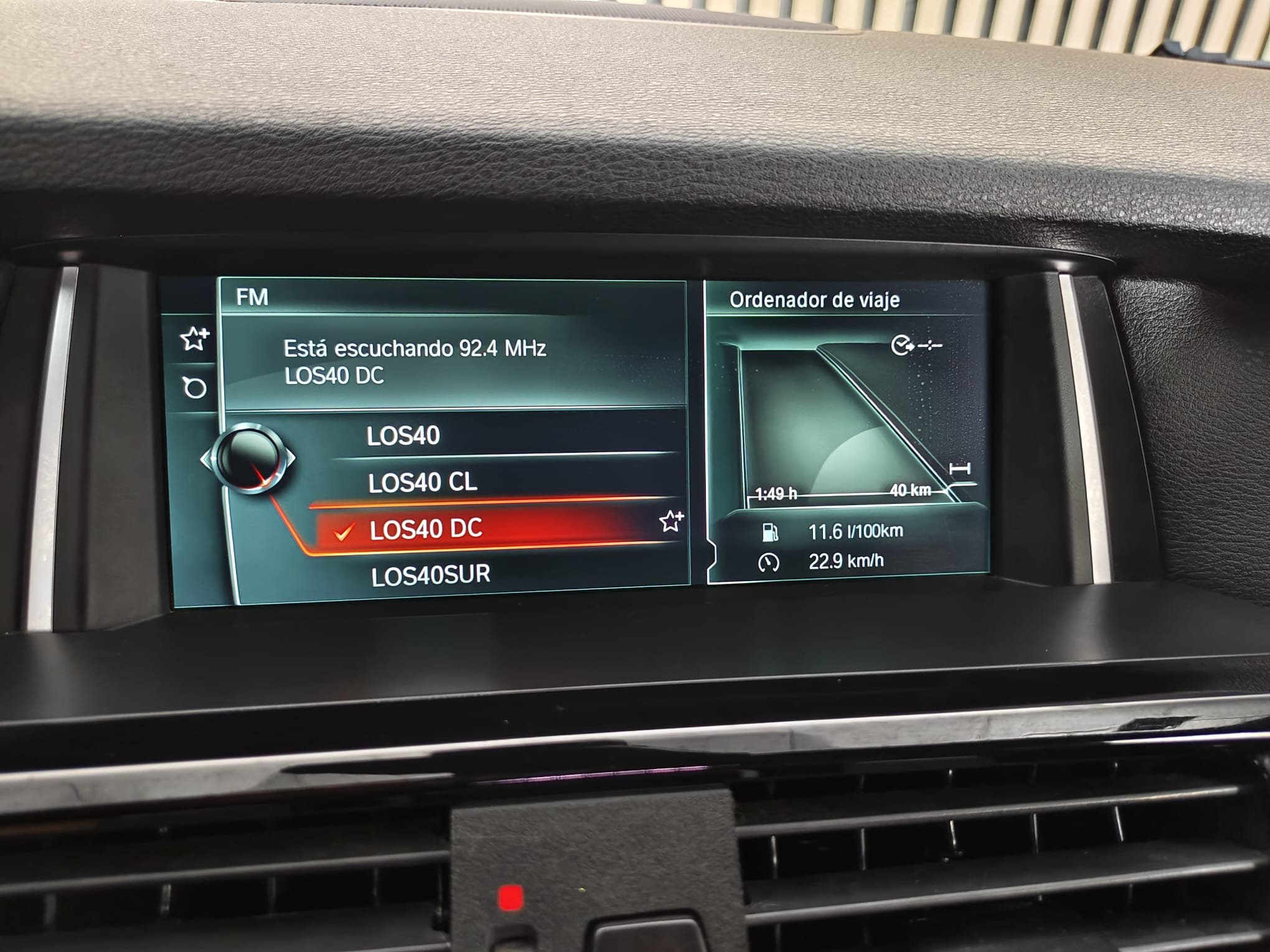 Interior BMW X4 xDrive Negro de Illescauto