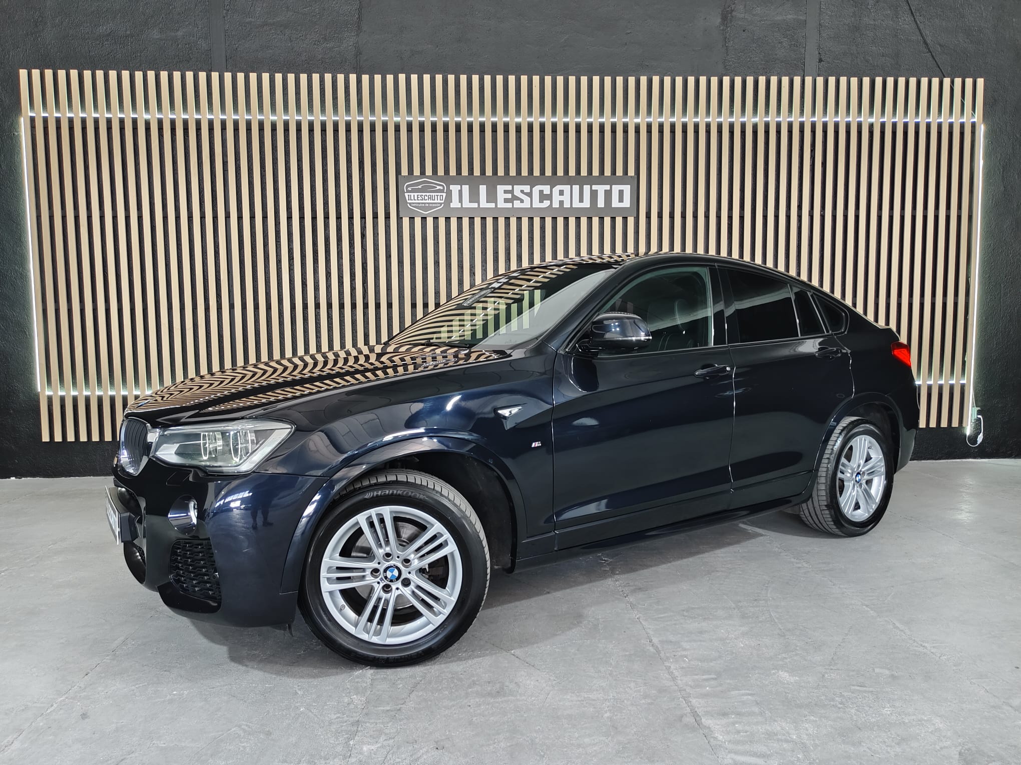 BMW X4 xDrive Negro de Illescauto