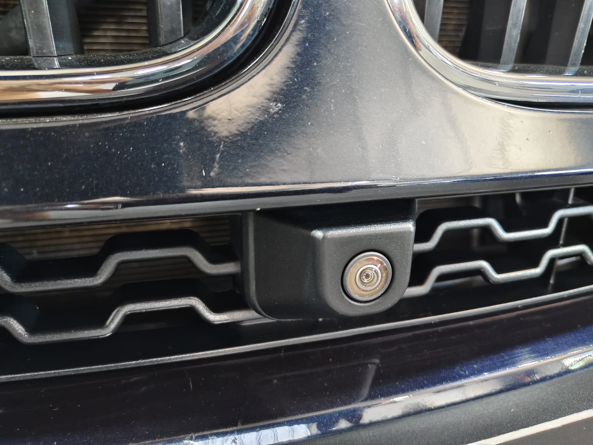 Cámara delantera BMW X4 xDrive Negro de Illescauto