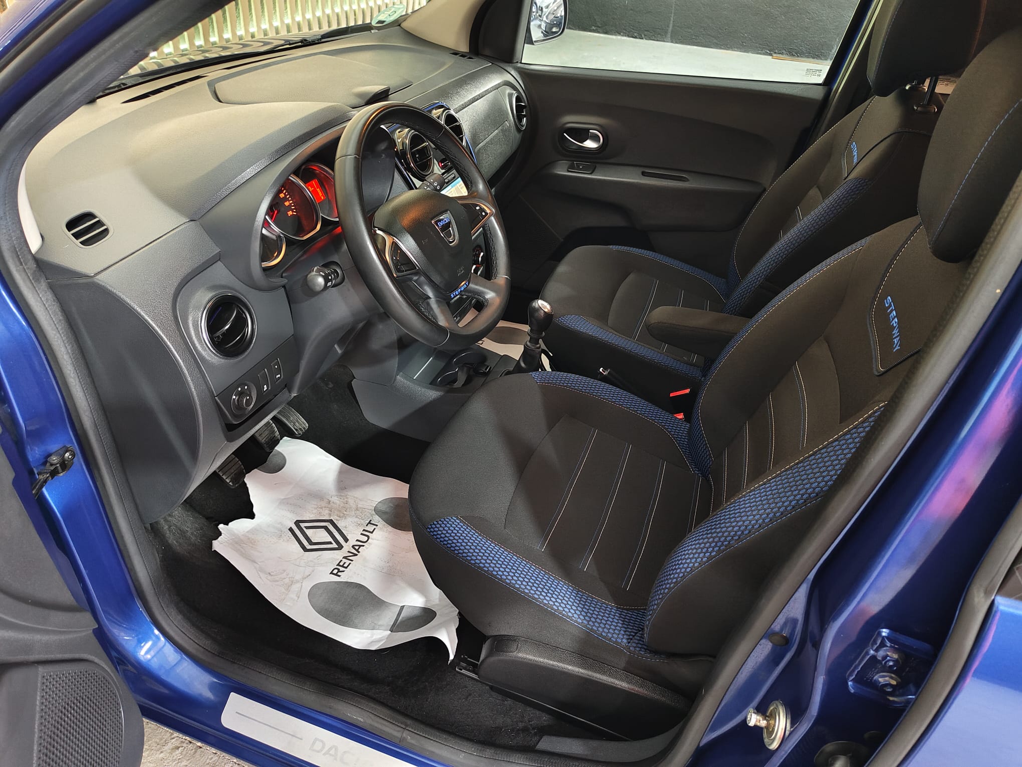 Asientos delanteros Dacia Lodgy Stepway azul