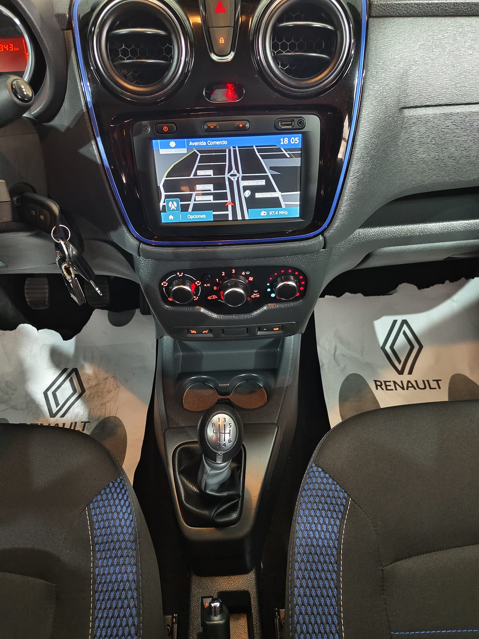 Interior Dacia Lodgy Stepway azul
