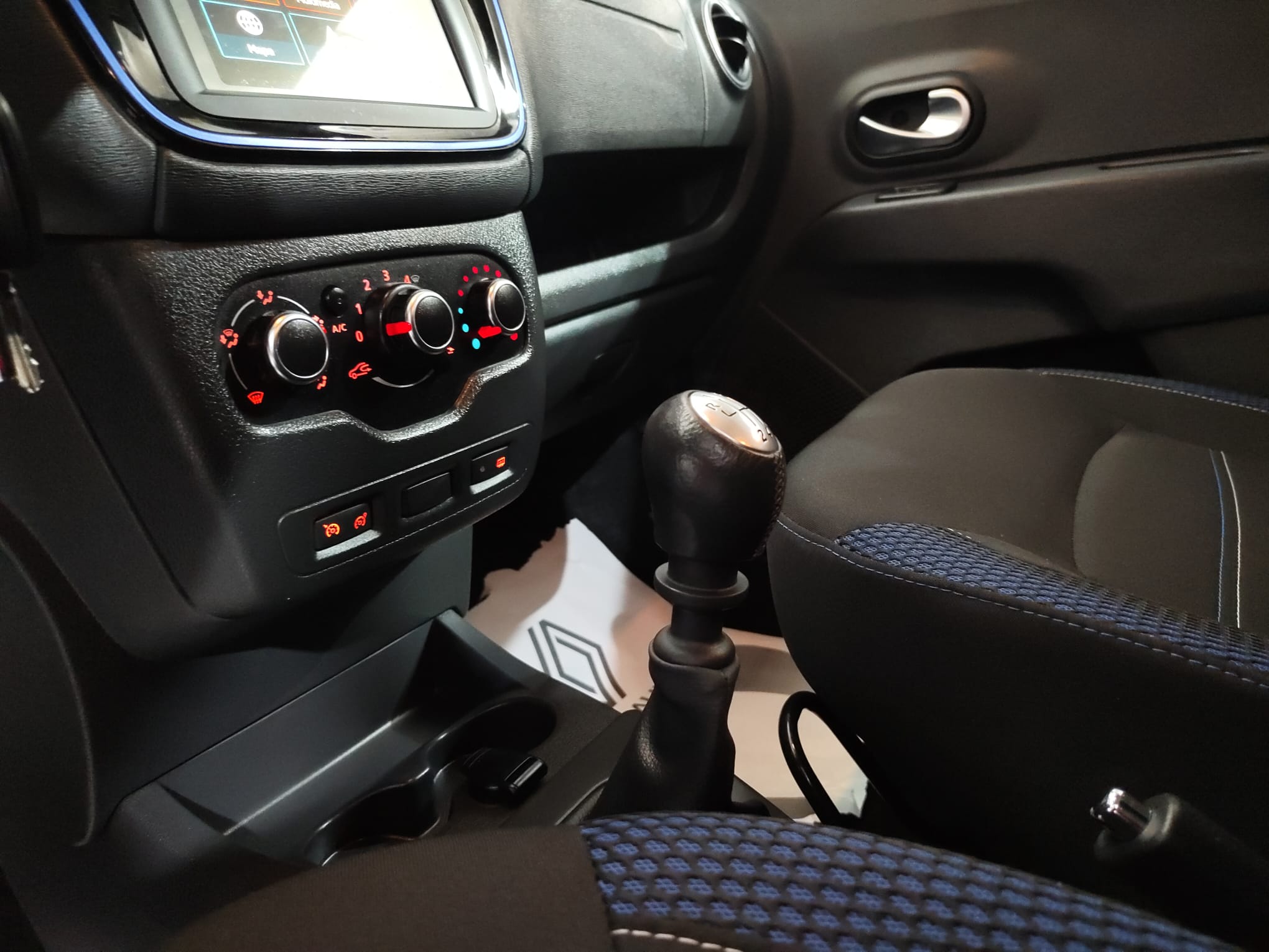 Interior Dacia Lodgy Stepway azul