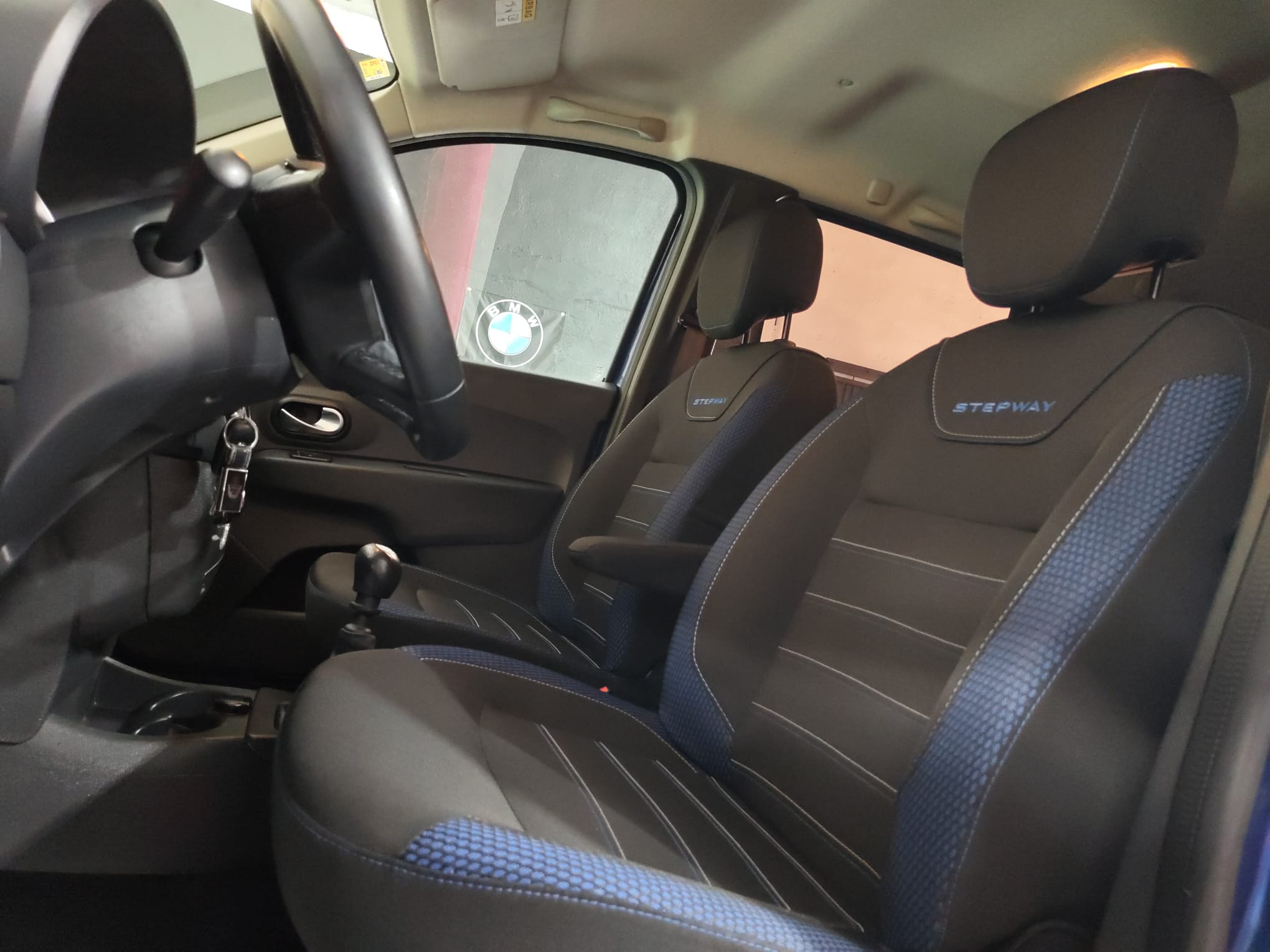Interior Dacia Lodgy Stepway azul