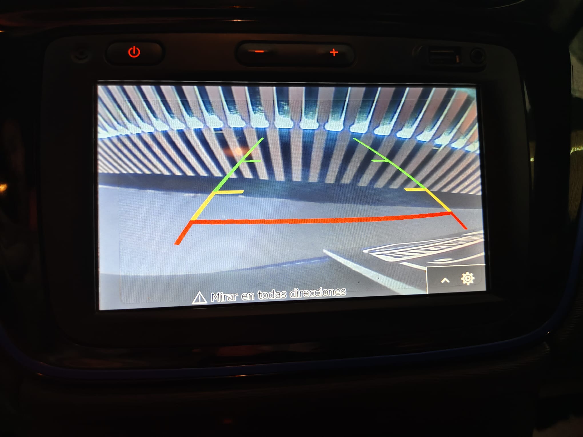 Pantalla Dacia Lodgy Stepway azul