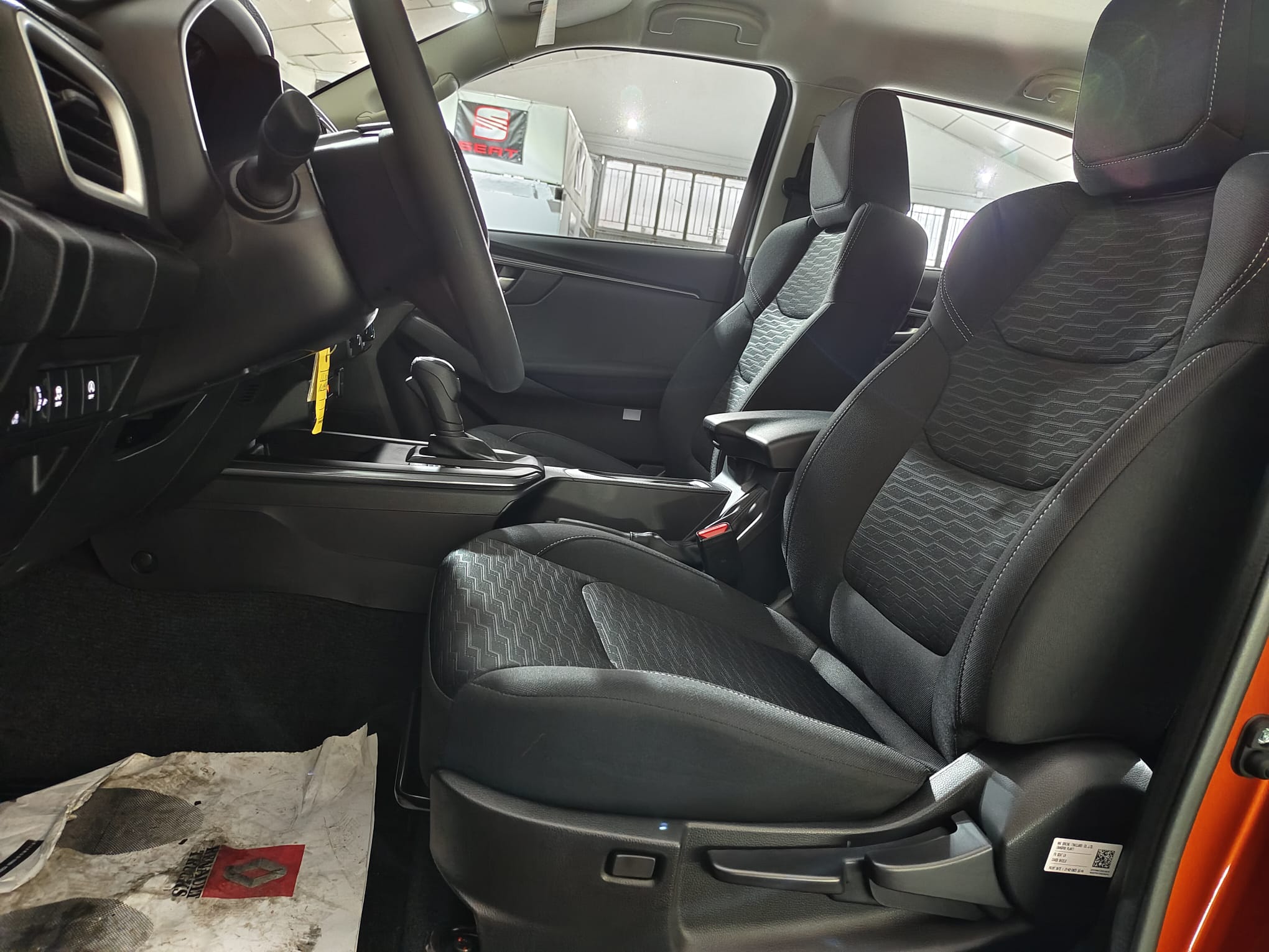 Asientos delanteros Isuzu DMax N60 BB naranja