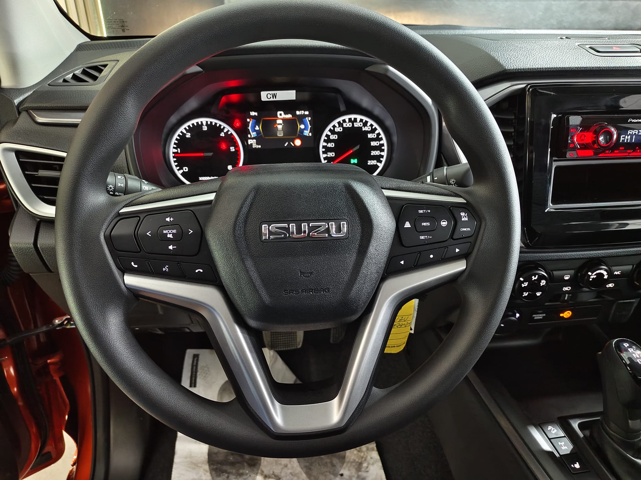 Volante Isuzu DMax N60 BB naranja