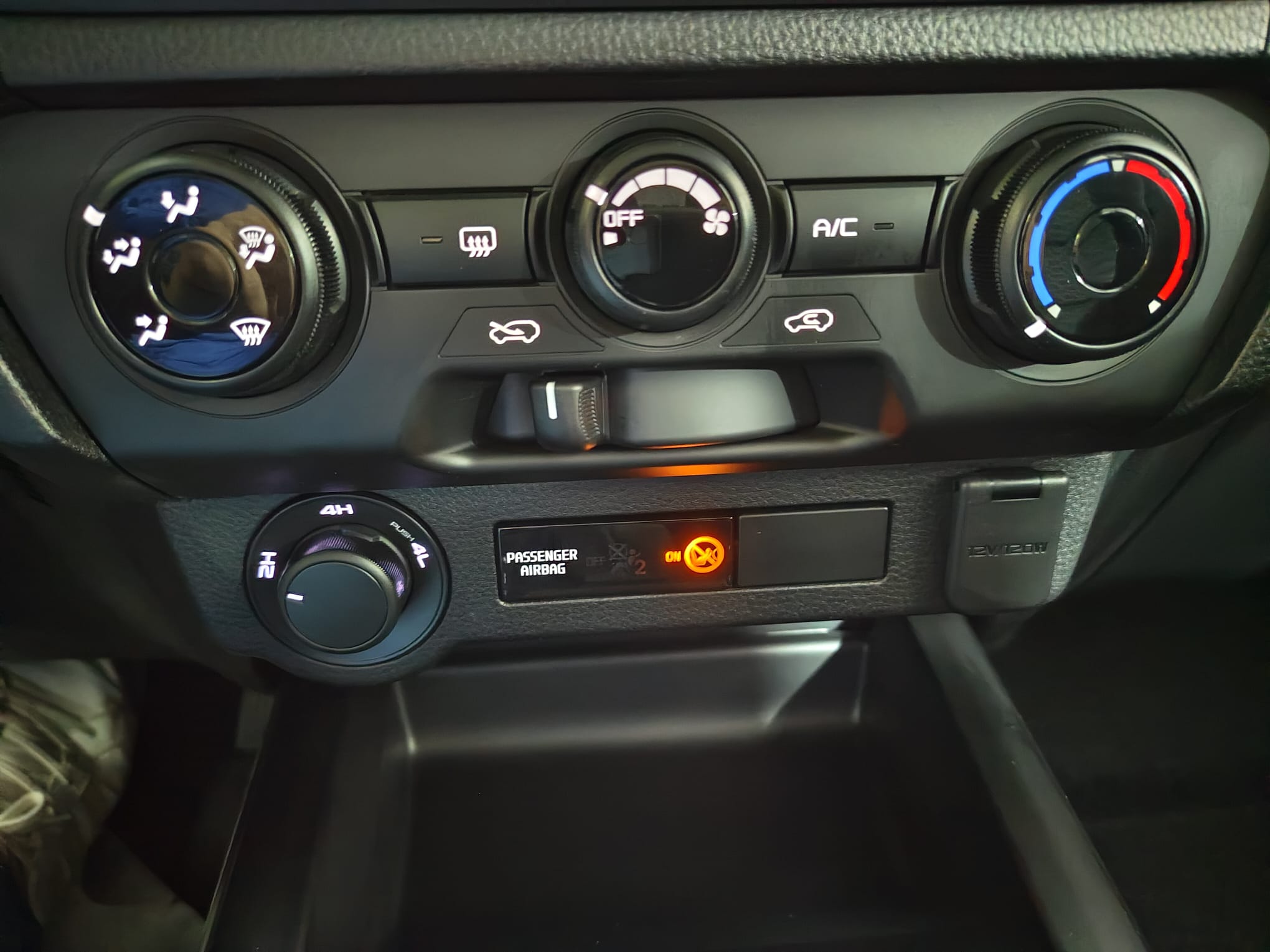 Botonera AC Isuzu DMax N60 BB naranja