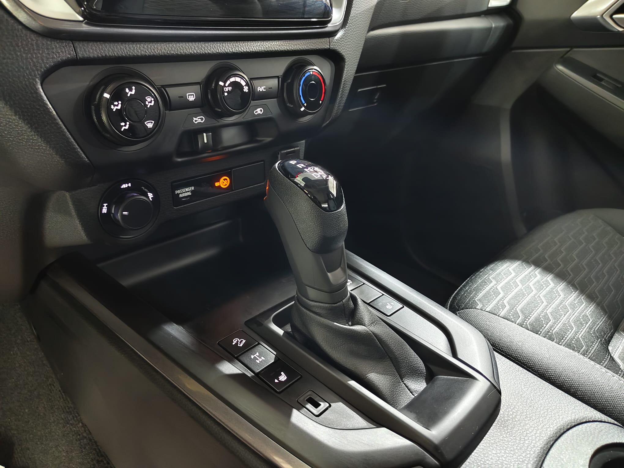 Palanca Isuzu DMax N60 BB naranja