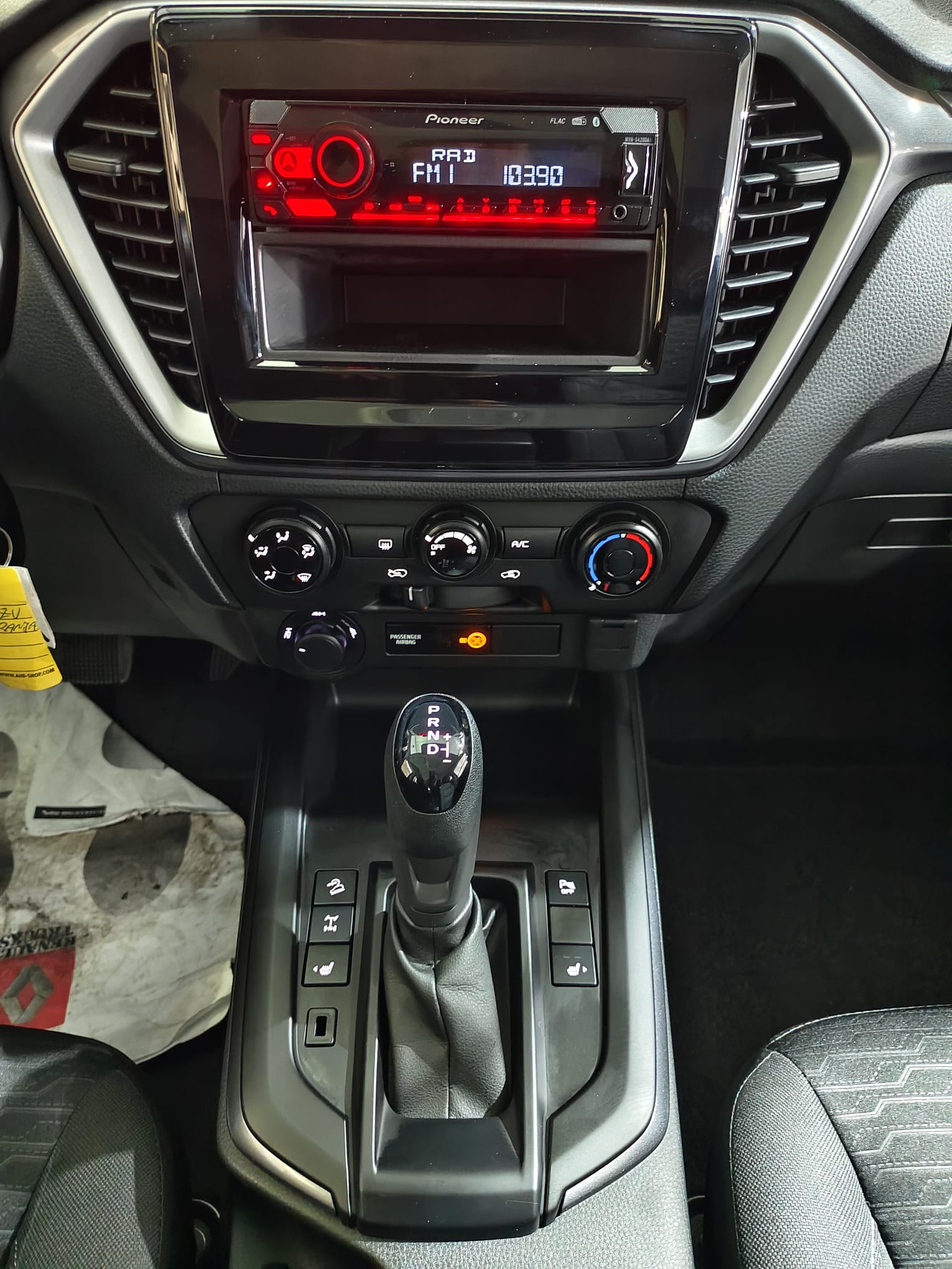 Interior Isuzu DMax N60 BB naranja