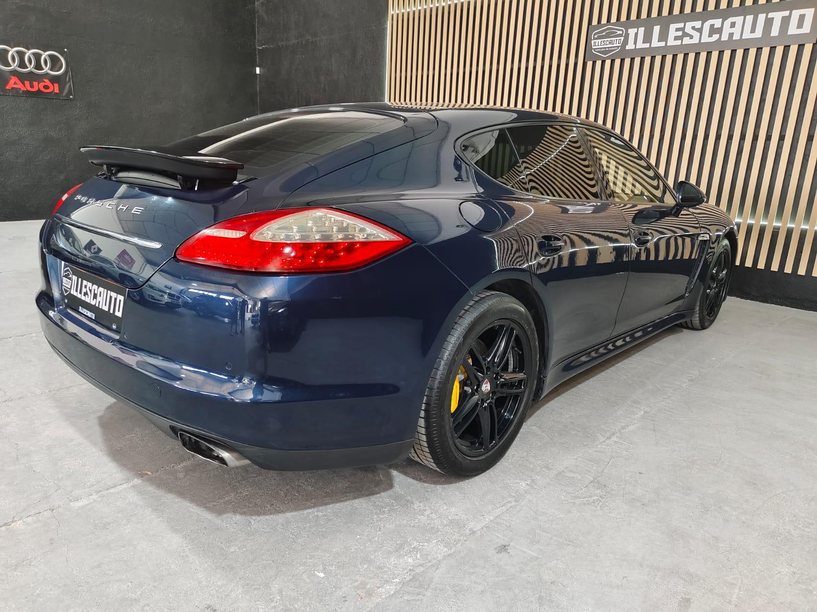 Trasero Porsche Panamera 3.0 TDI Triptonic